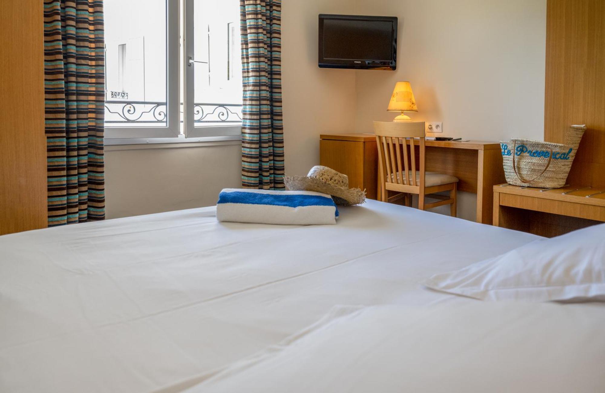 Logis Hotel Le Provencal Les Issambres Buitenkant foto