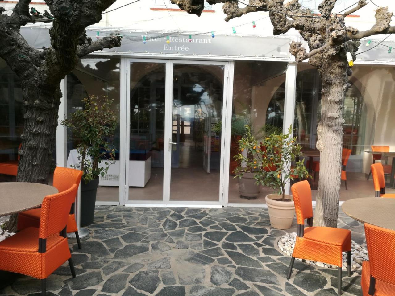 Logis Hotel Le Provencal Les Issambres Buitenkant foto